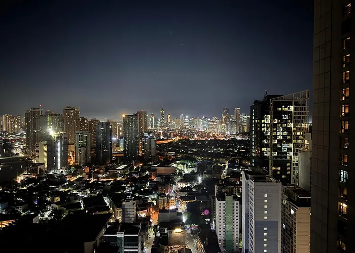 5min Poblacion Full Kitchen 500mbps Wi-fi Gym - * Manila